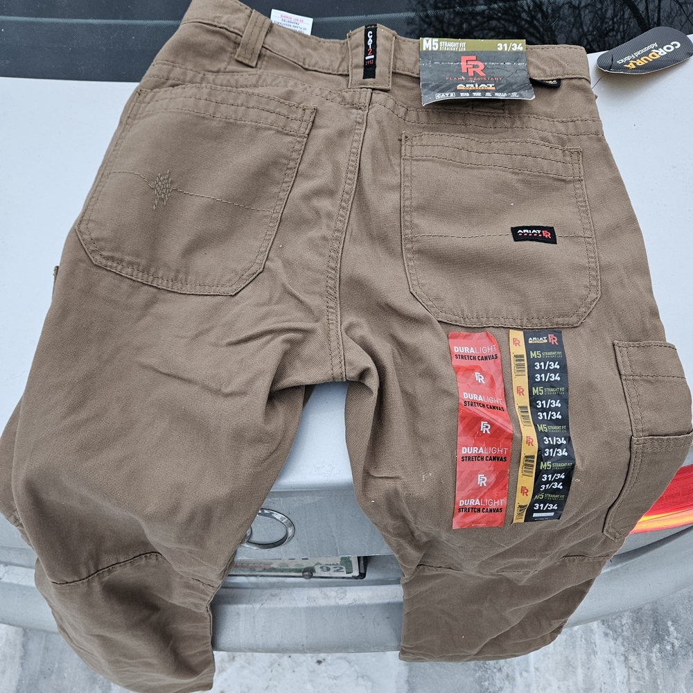 31/34  Ariat Tan Work Pants with Pockets